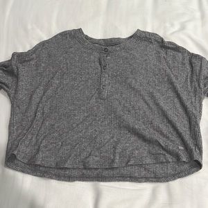 Hollister gray long sleeve shirt